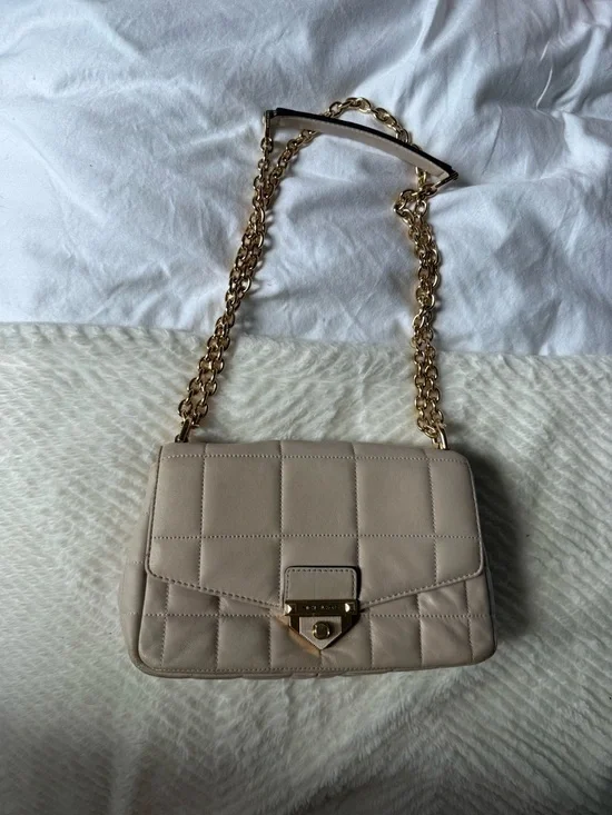 Michael Kors Quilted Chain Shoulder Bag - Picture 2 of 6